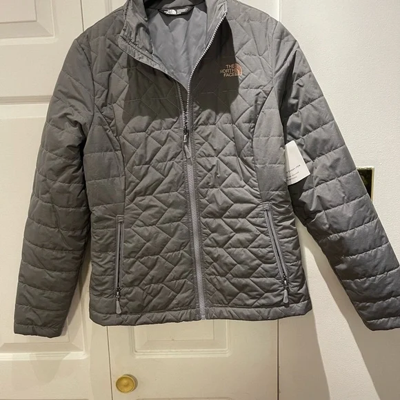 The North Face - Quilted Jacket - Picture 3 of 5
